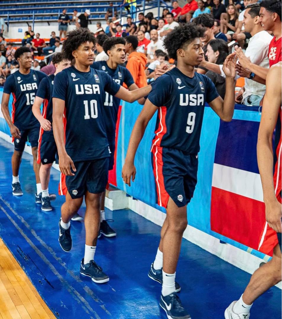 “セール”ナイキ　コービー8 US限定カラー　バスケ　バッシュ　NBA Bリーグ