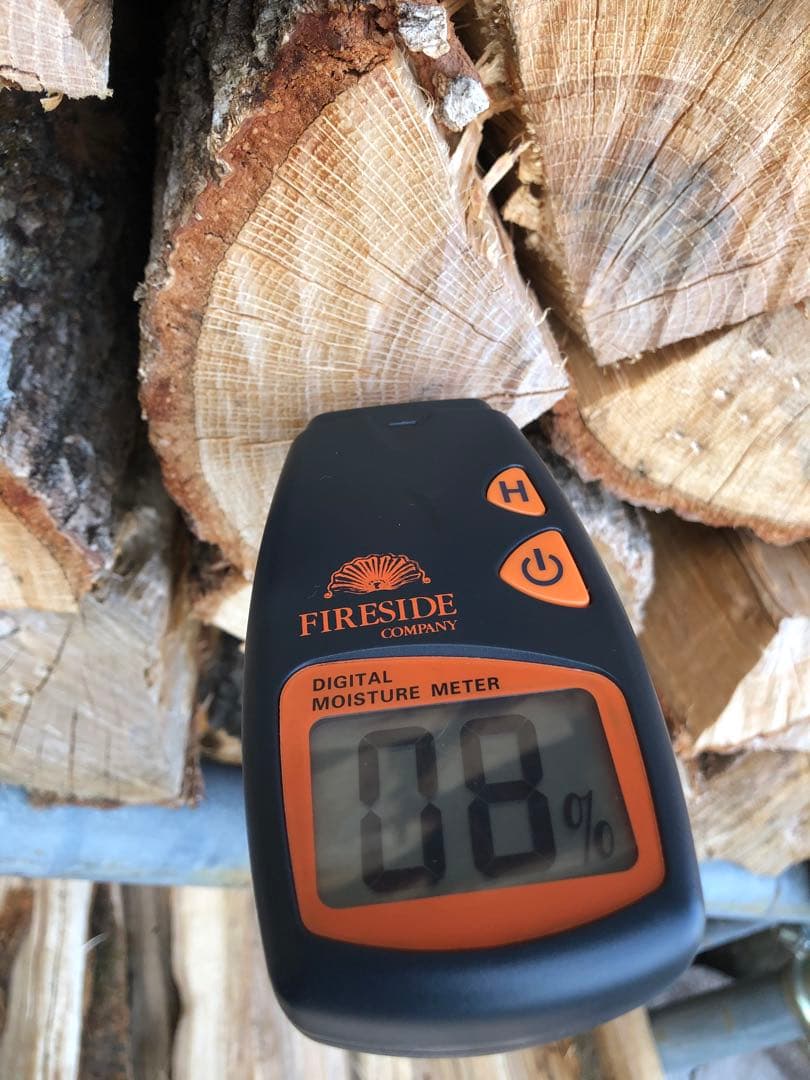 ☆期間限定セール☆ナラ乾燥薪20キロ☆サービス有り☆ - メルカリ