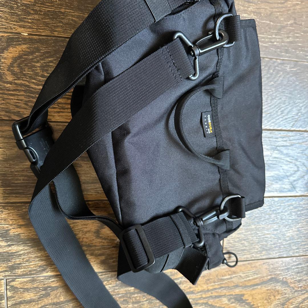 Supreme ブラック ボディバッグ メッシュポケット付き