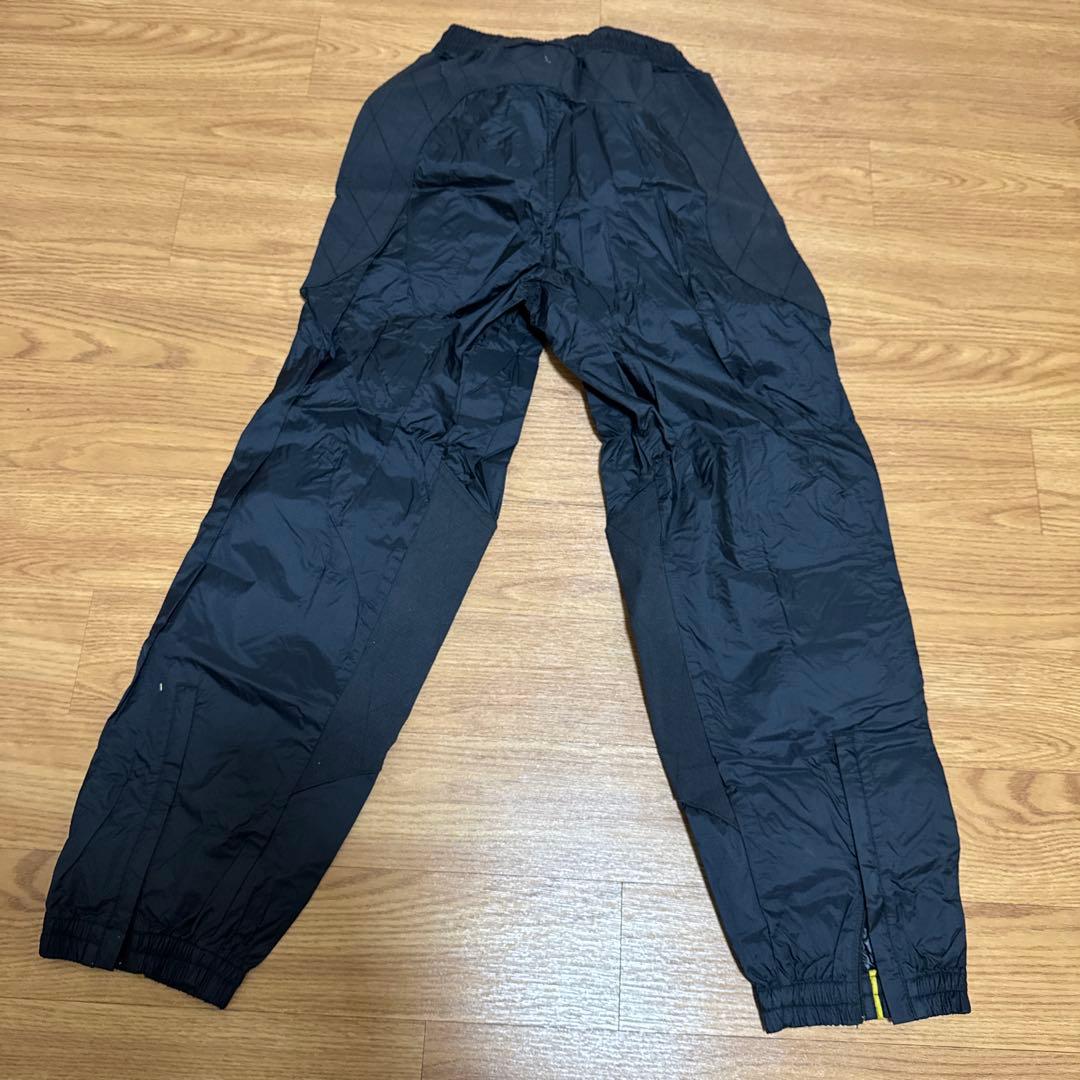 中古・美品】uhlsport ピステ・ウィンドブレーカー Sサイズ 上下セット