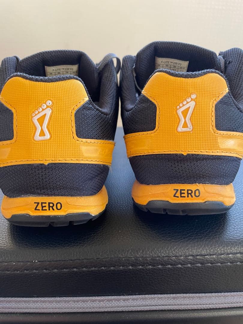 INOV-8 イノヴェイト F-LITE 235 グレー/イエロー 横川選手着用