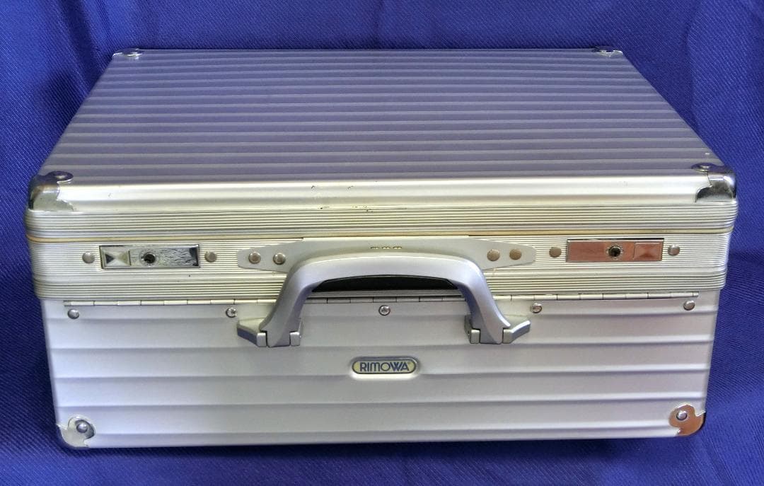 リモワ RIMOWA アタッシュケース RIMOWA(リモワ) / アタッシュケース/--/SLV | 中古品の販売・通販なら