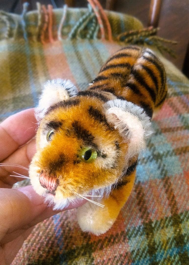 虎 シュタイフ きれいなバター色 ヴィンテージ 草原のアニマル 仔虎