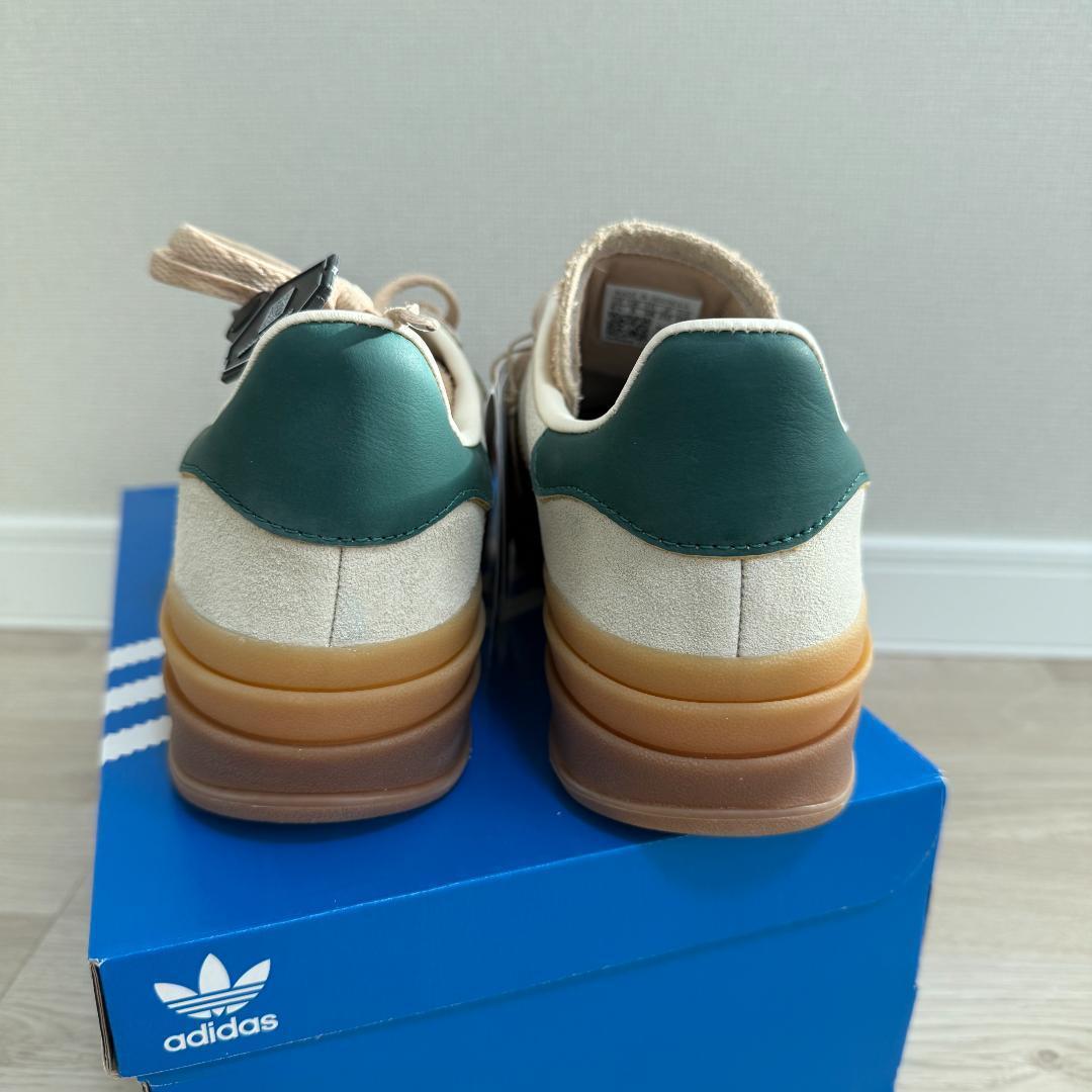 新品未使用✨アディダス ガゼル ボールド グリーン 23.5cm ID7056