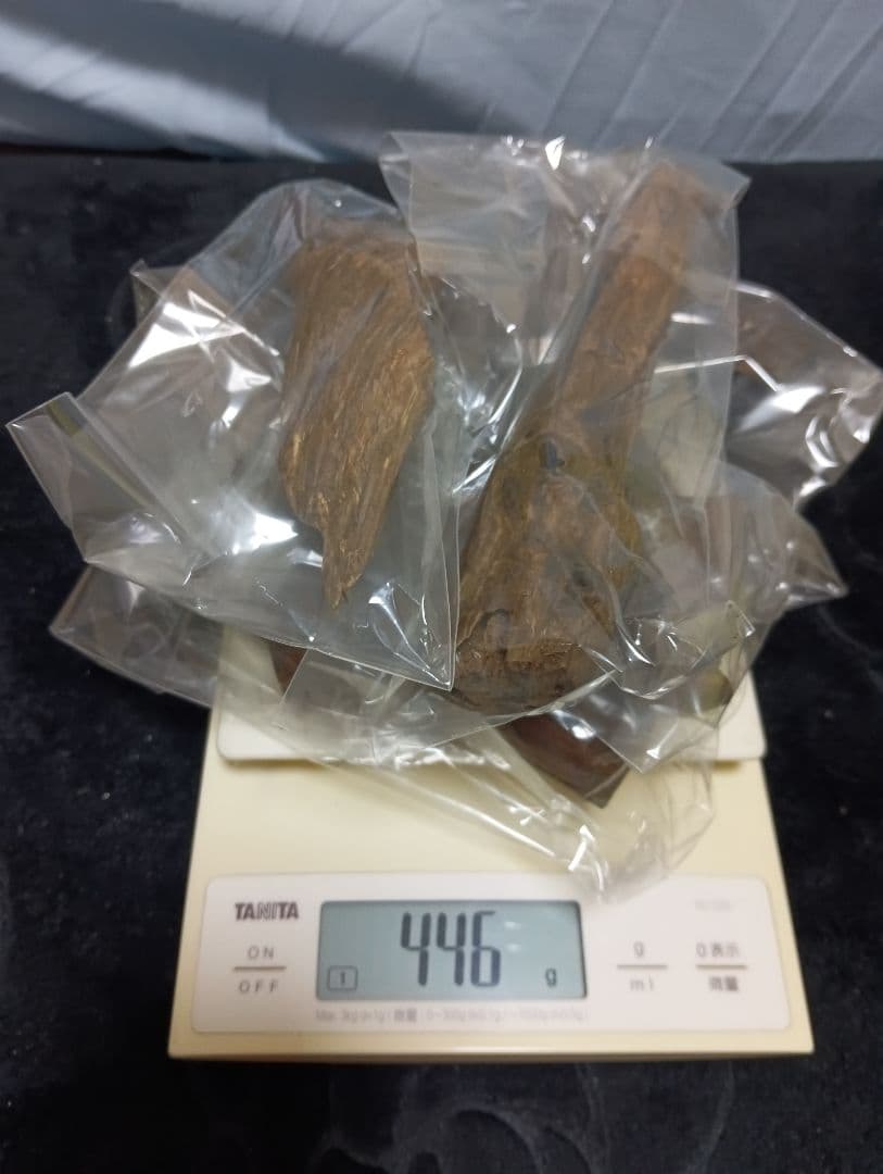 天然古渡香料原木 約470g 【インドネシア カリマンタン 寸聞多羅】 カリマンタン古渡沈香 | 武夷岩茶 茶の穂