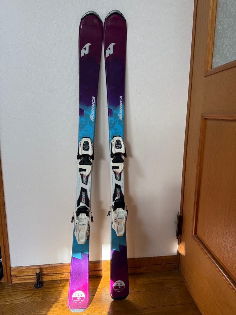 ノルディカ 130 スキー板と ブーツ22.0 他