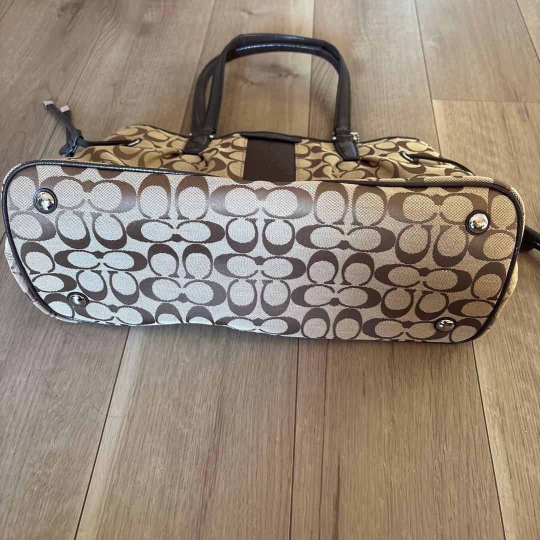 COACH ロゴパターン バッグ