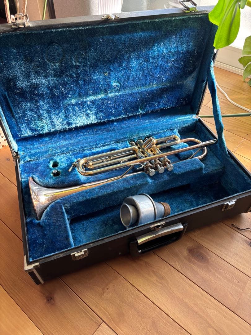 S*s様 Yamaha ytr-634 トランペットケース付き 赤ベル S*s様 Yamaha ytr-634 トランペットケース付き 赤ベル S*s様