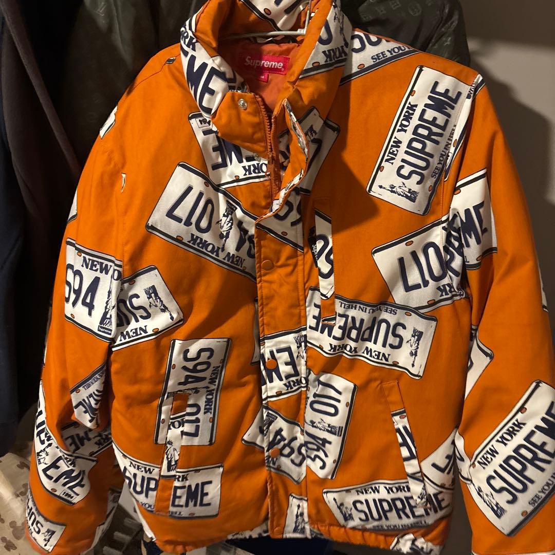 Supreme オレンジ ナンバープレート柄 ダウンジャケット M