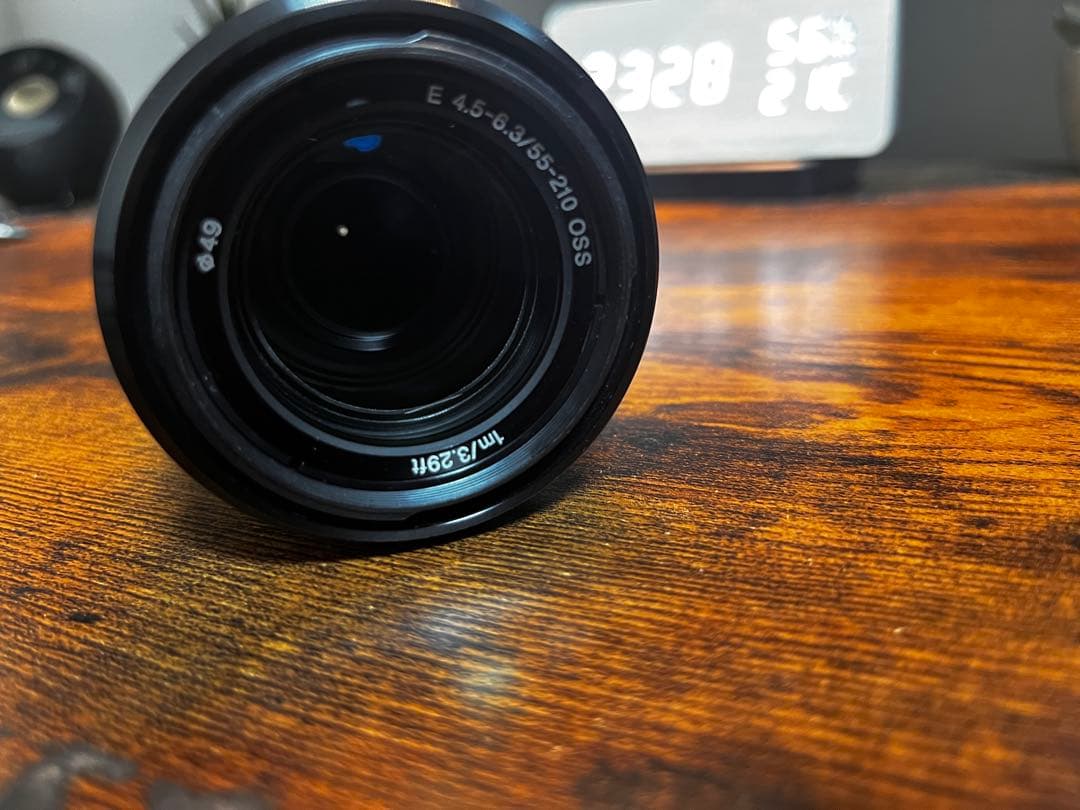 SONY E 55-210mm F4.5-6.3 OSS ズームレンズ