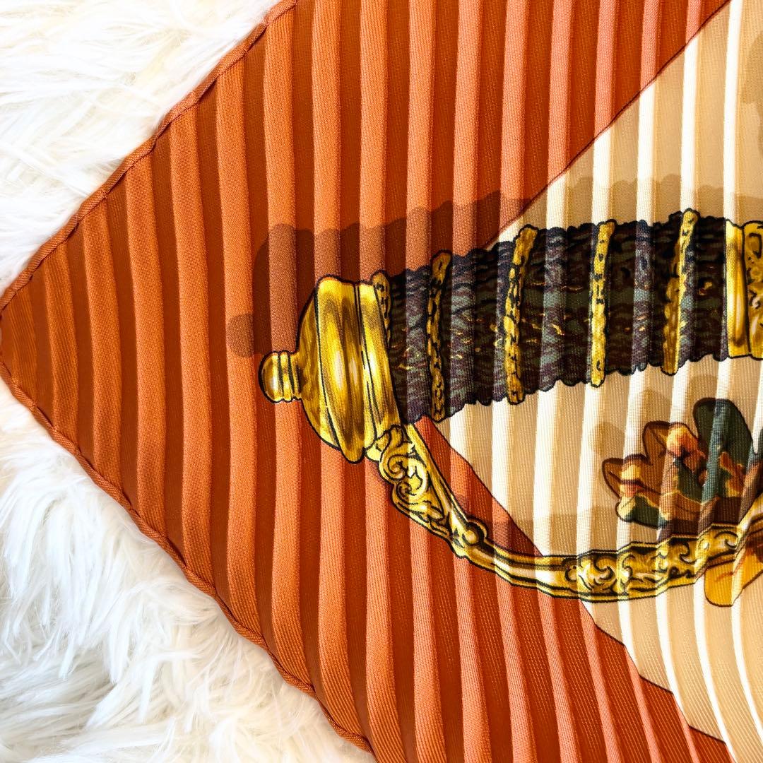 HERMES エルメス プリーツカレ スカーフ 125 シルク オレンジ系 箱付