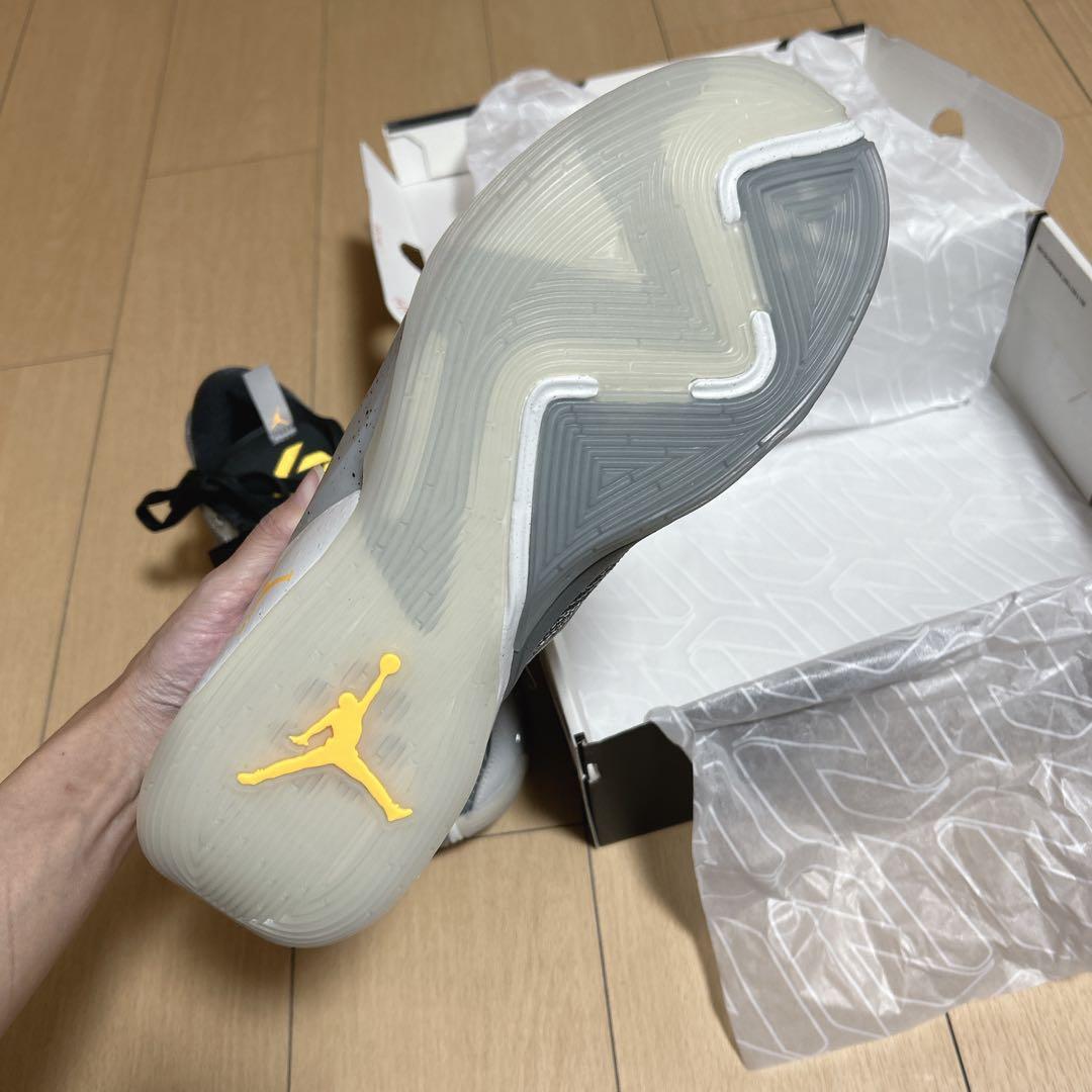 バスケットボールシューズ 27.5cm グレー/イエロー