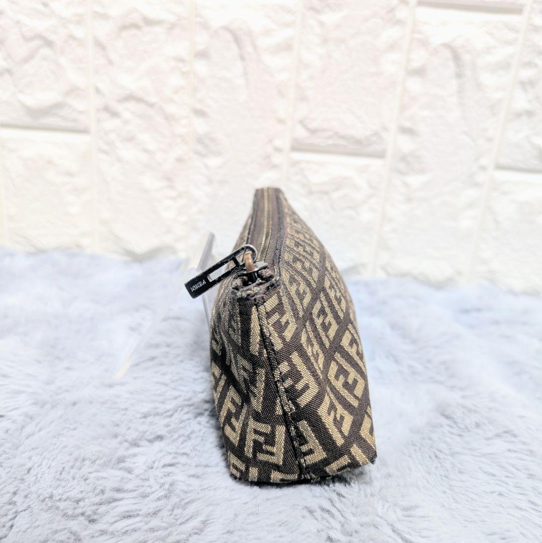 FENDI ズッカ柄 ポーチ 化粧ポーチ ペンケース - メルカリ