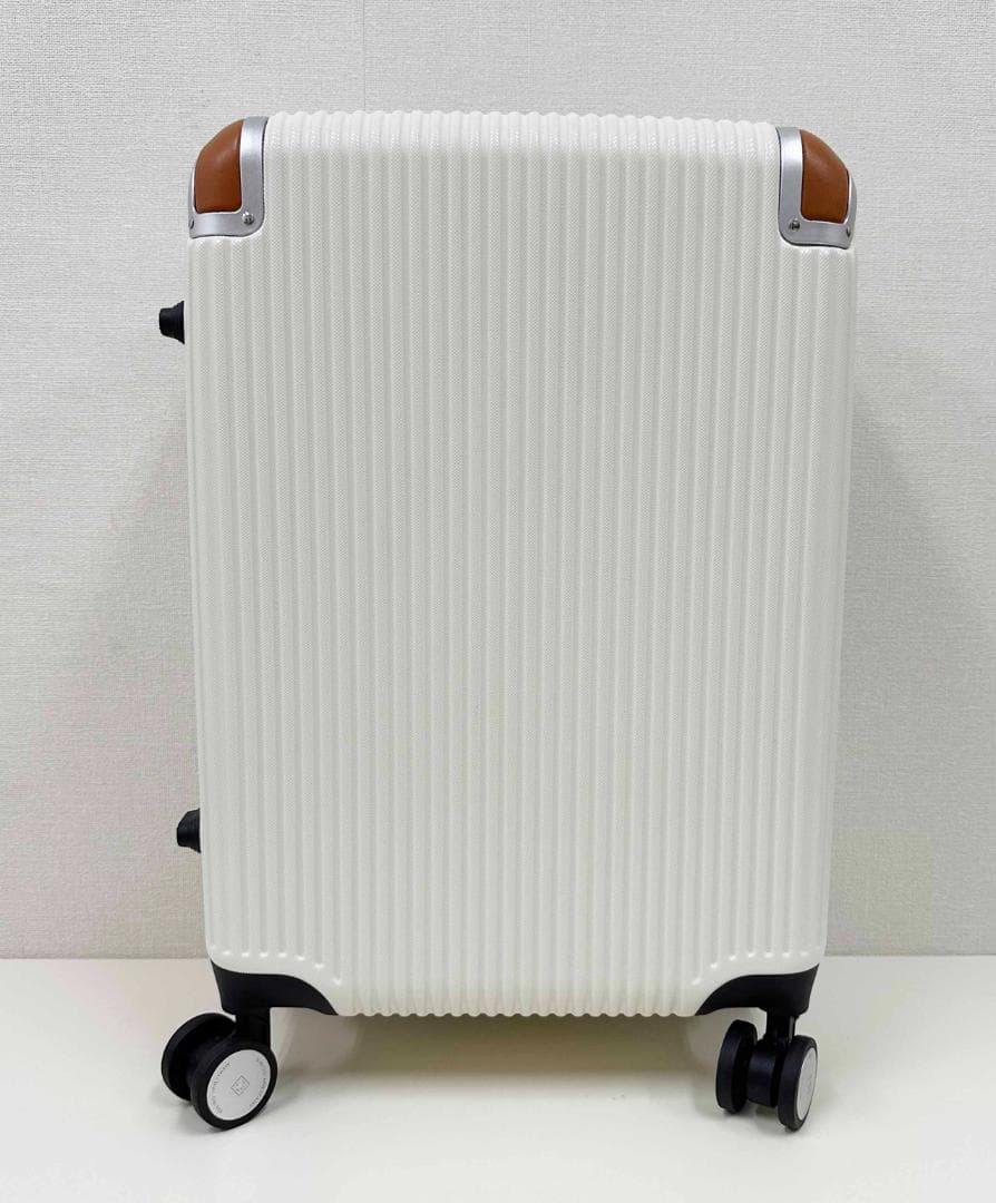 未使用 ★ スイスミリタリー プレミアム スーツケース 38.5L ホワイト