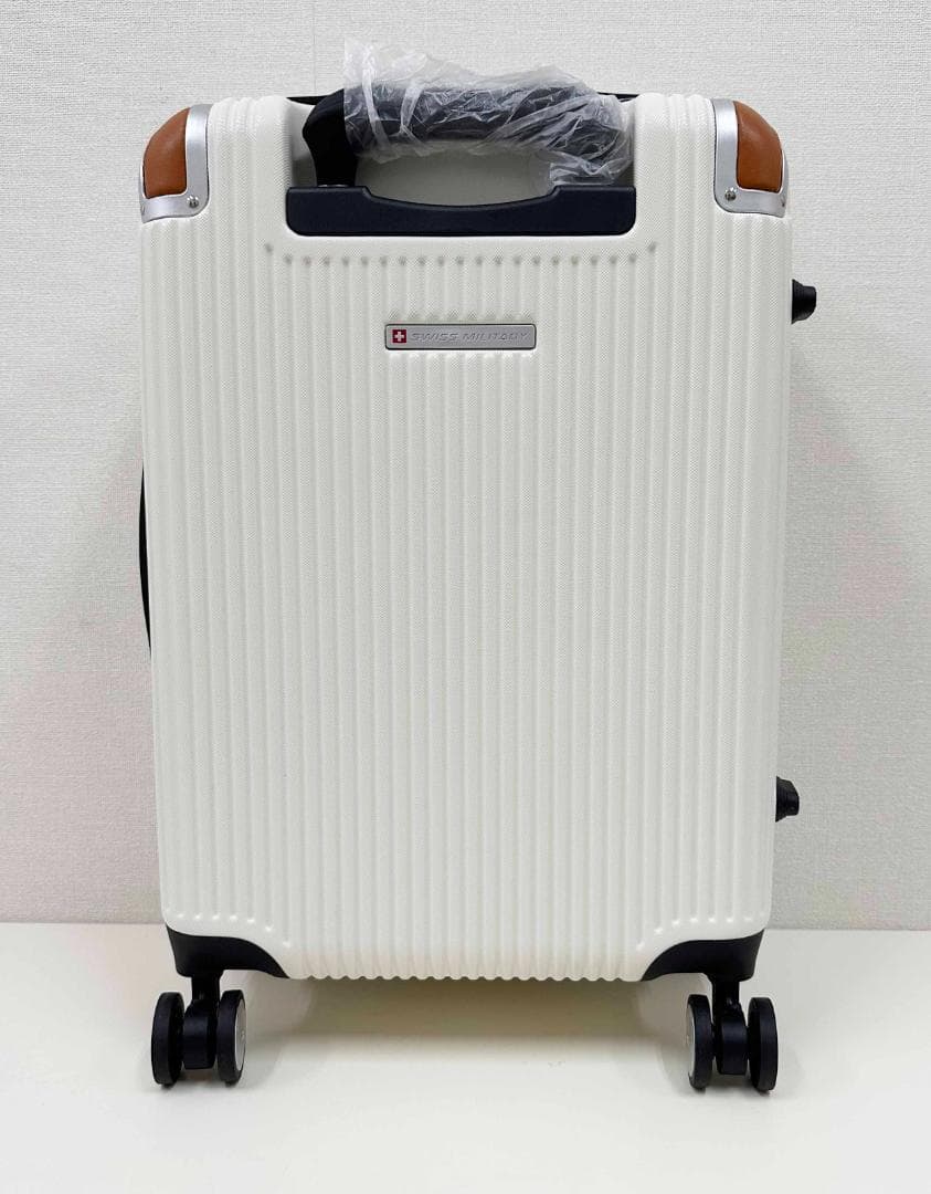 未使用 ★ スイスミリタリー プレミアム スーツケース 38.5L ホワイト