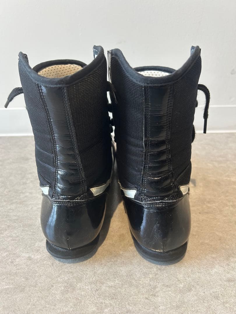 早い者勝】ミズノMizuno ボクシングシューズ ハイカット ブラックホワイト