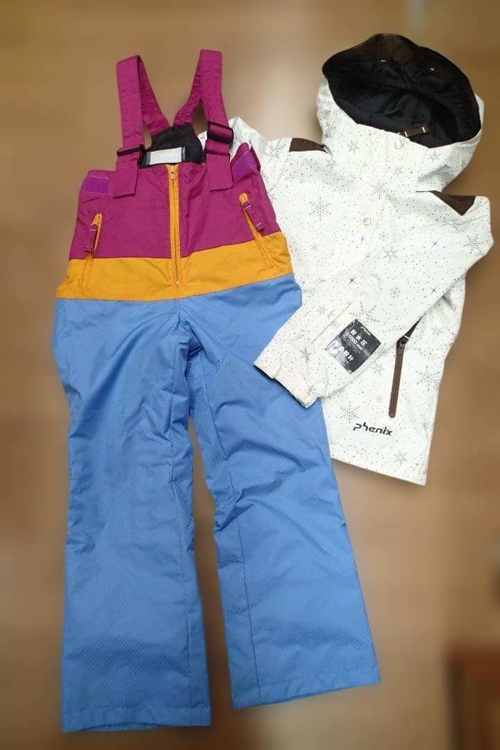 phenix 雪の結晶柄 スキーウェア上下セット　130 フェニックス（PHENIX） スキーウェア 旧モデル キッズ Snow Crystal