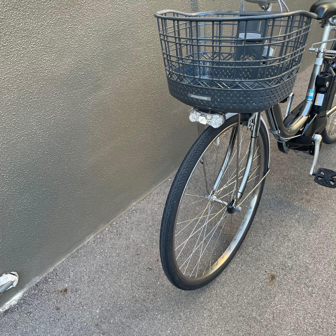 ブリヂストン電動アシスト自転車26インチ 12.3Ah グレー