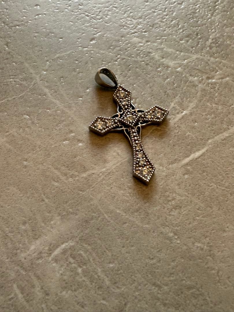 定価23万　宝石天然ダイヤモンド15pcs 0.50ct クロス ペンダント