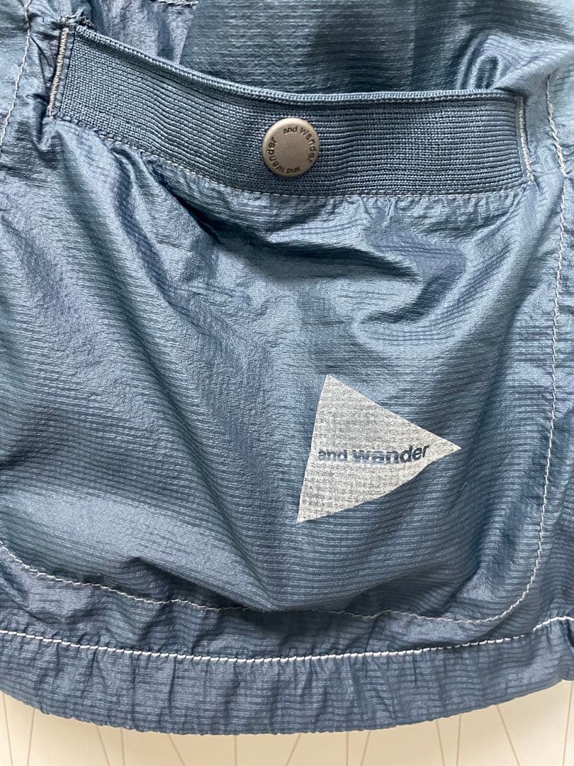 and wander coverd rip cardiganネイビー2 - メルカリ