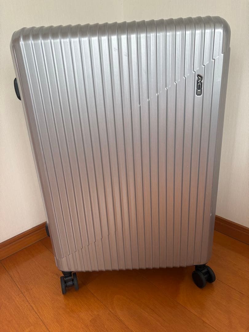 ace. エース キャリーケース　スーツケース　 クレスタ2 85L シルバー Ace（エース） クレスタ2 スーツケース 85L 66cm 4.4kg 7〜9泊 4輪 TSA