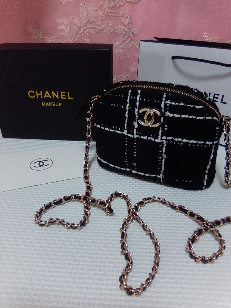 CHANEL ツイード チェック バッグノベルティ CHANEL ツイード トートバッグ スパンコール ノベルティ新品 - メルカリ