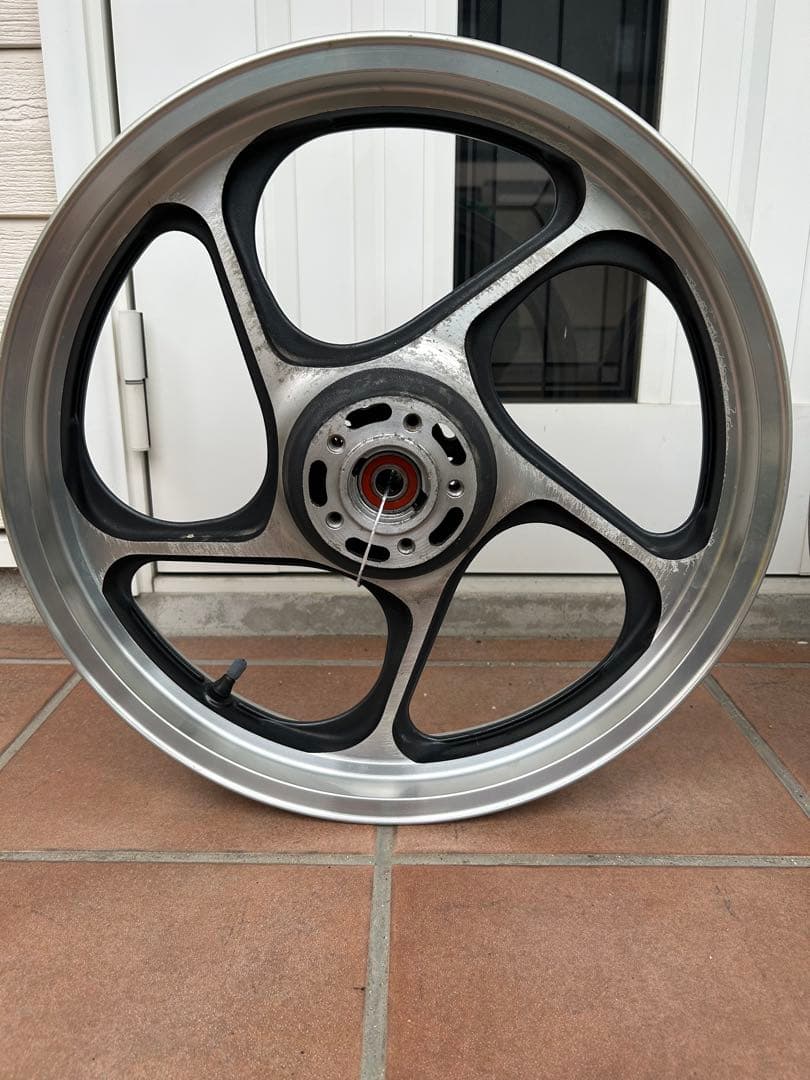 7*w様 カワサキ ゼファー1100 純正ホイール 前後 中古 - メルカリ