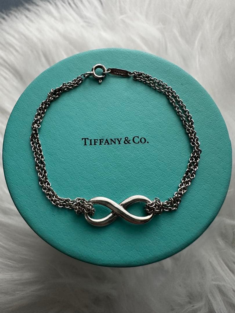 Tiffany & Co. インフィニティブレスレット Tiffany Infinity:Bracelet | Tiffany & Co. US
