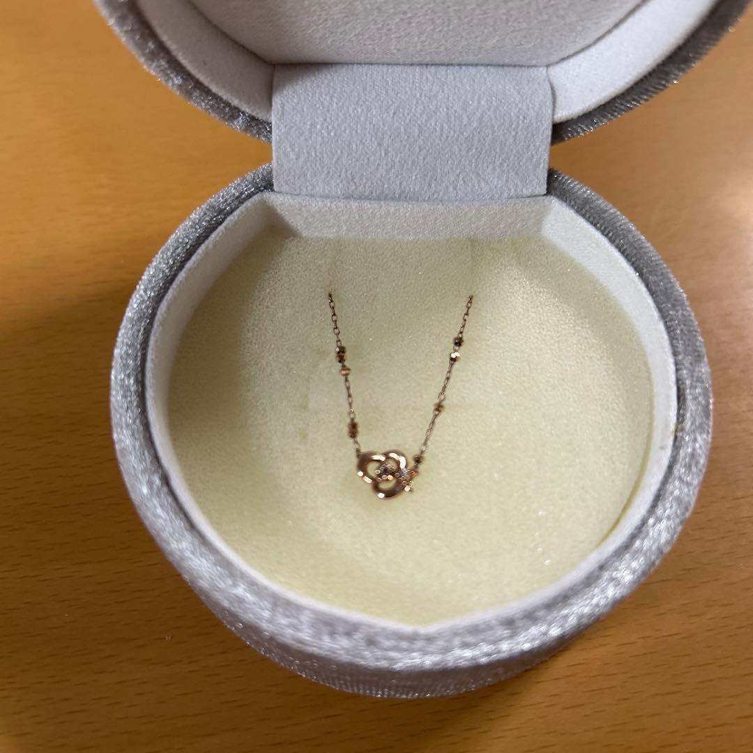ヴァンドームアオヤマ 花モチーフ ブレスレット