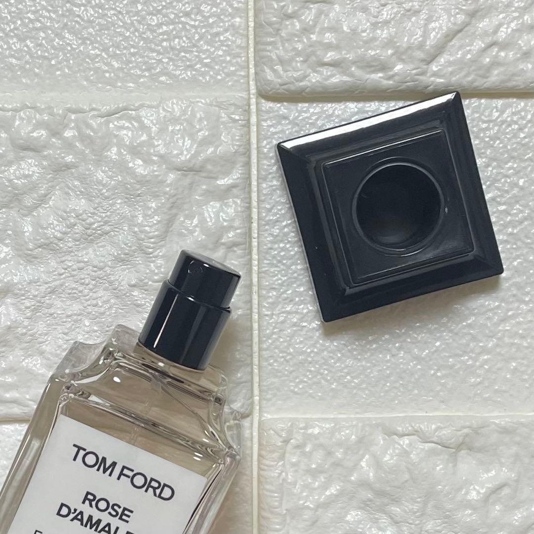 レア香水 TOM FORD ROSE D'AMALFI ローズダマルフィ - メルカリ