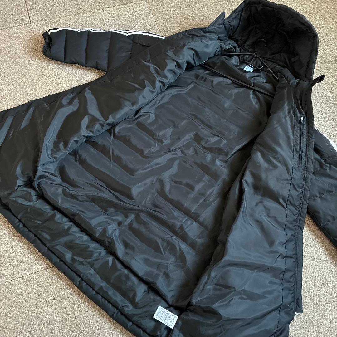 adidas 黒 ダウンコート フード付き ダウン70% - メルカリ