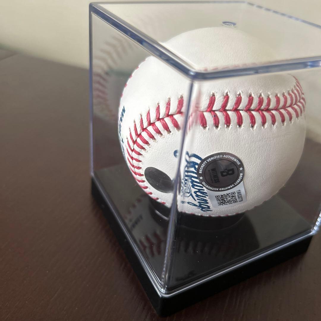 限定値下げ 認証付き イチロー マリナーズ MVP ROY 直筆サイン - メルカリ