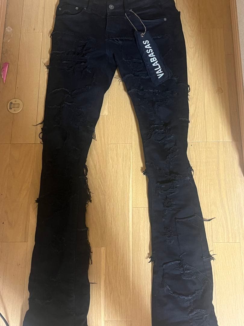 VALABASAS size29 フレアjeans SABER” STACKED FLARE JEAN DARK BLUE – Valabasas
