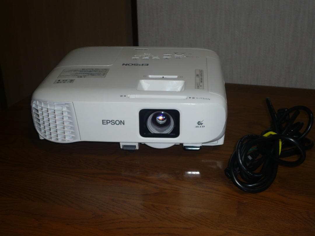 EPSON エプソン LCDプロジェクター 4200ルーメン EB-2142W