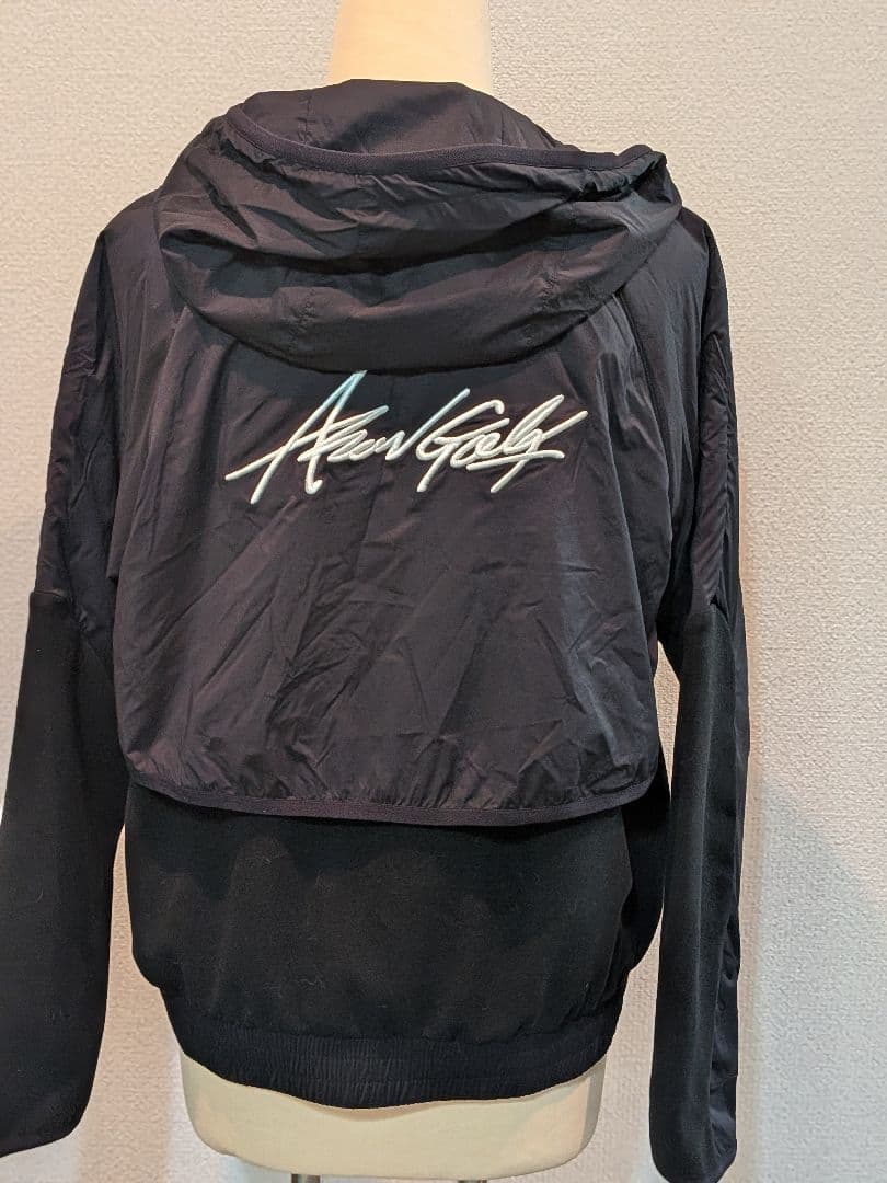 アニューゴルフ☆Wバーンアウトロゴアノラック☆サイズMサイズ☆