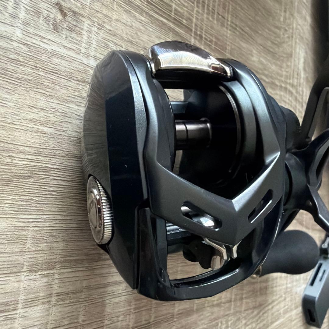 ②DAIWA 24ADMIRA A 150HL 左ハンドルリール 新品 通販