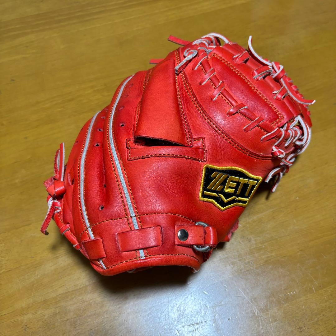 ZETT 軟式 キャッチャーミット 型付け済 美品 レッド ZETT 軟式 キャッチャーミット 型付け済 美品 レッド ZETT 軟式