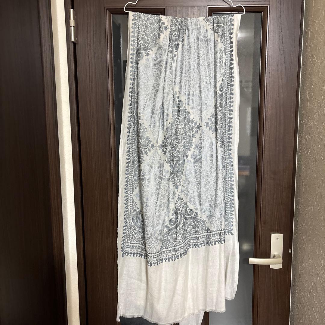 お値引き不可】トルコで購入 刺繍ストール