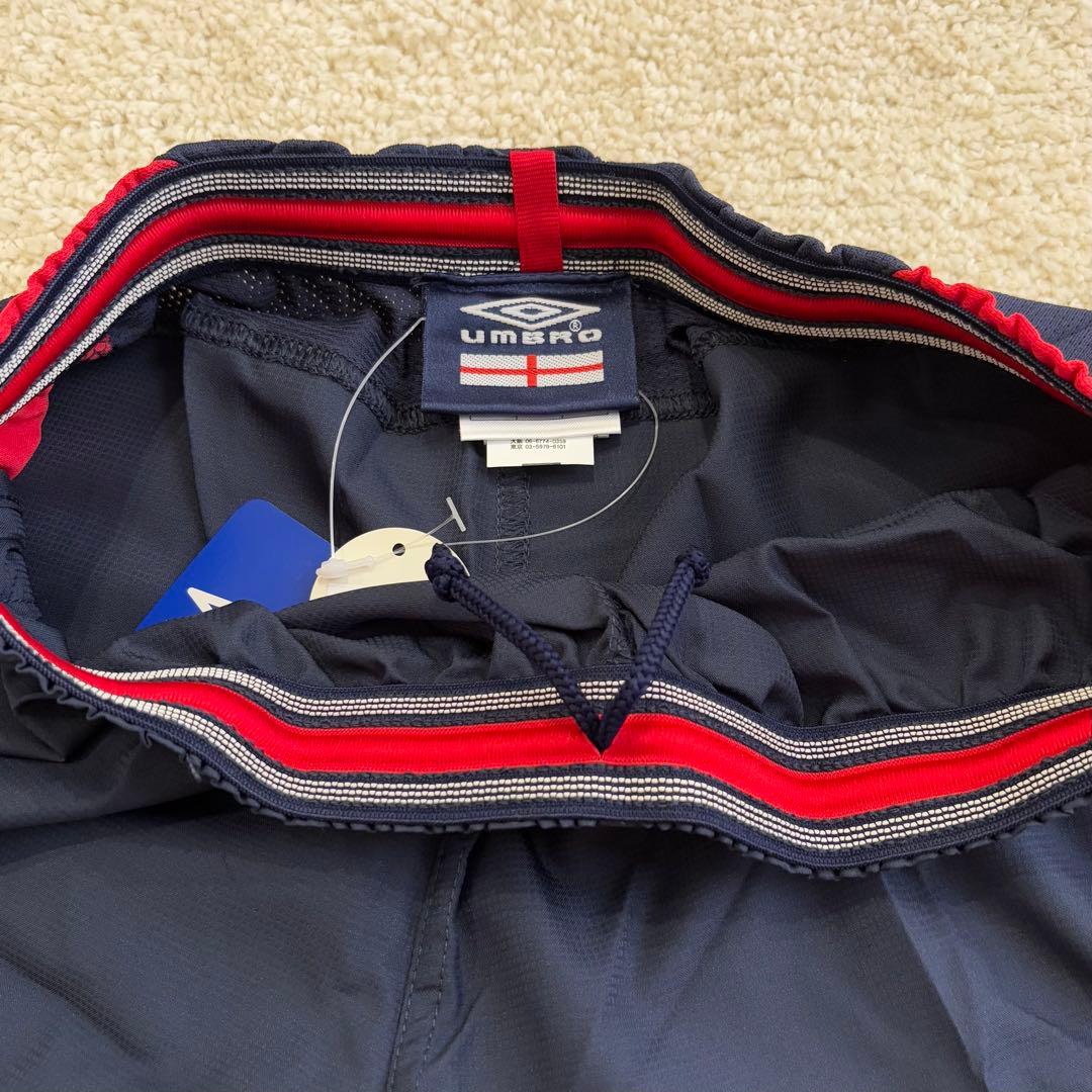 《希少》《新品タグ付き》イングランド代表 　ユニフォーム　レディース　アンブロ