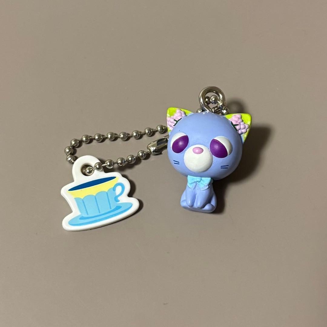 お茶犬 ラン キーホルダー - メルカリ