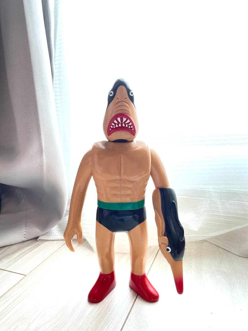 PUNK DRUNKERS パンクドランカーズ アイツ 鮫人 ソフビ フィギュア コラボソフビ 抽選販売＞ PDS × Eanbe 鮫人フィギュア オンライン抽選