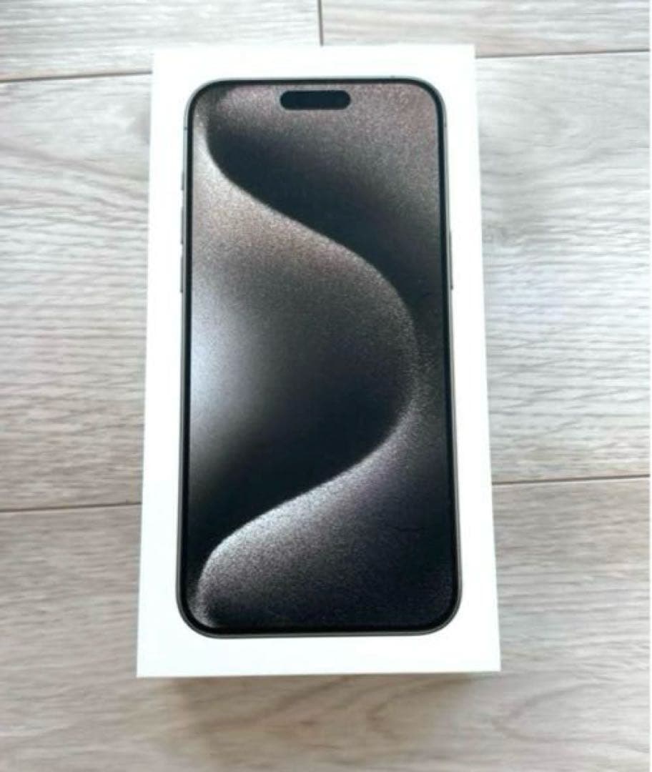 iPhone 15 Pro Max ナチュラルチタニウム512GB - メルカリ