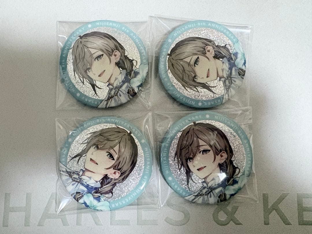 にじさんじ 8周年 ランダム グリッター 缶バッジ 叶 4個 セット - メルカリ
