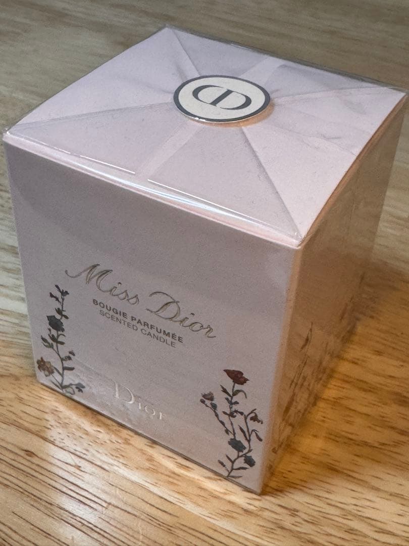ミス　ディオール　ミレフィオリコレクション 数量限定品　アロマキャンドル Amazon.co.jp: Christian Dior ディオール ミス ディオール キャンドル