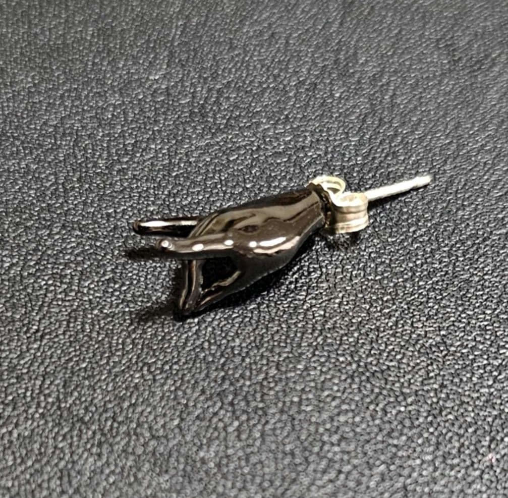 Ground Y チェンソーマン コラボ 早川アキ ピアス - メルカリ