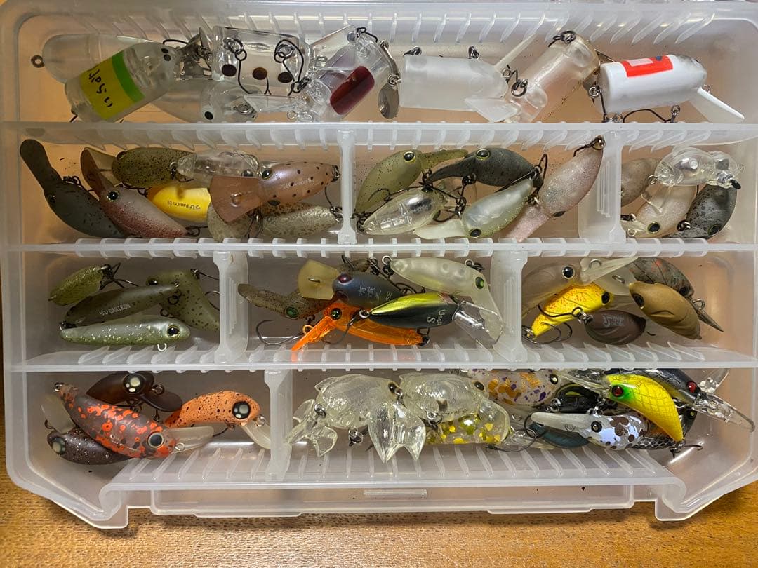 120個 エリアトラウト 管釣り プラグ 引退 セット おまけの通販はau