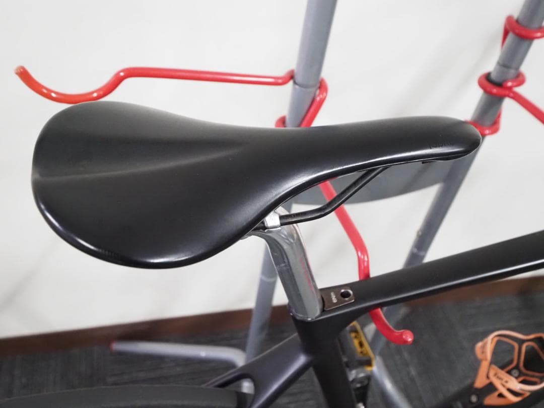 走行50キロ 毘沙 5号 M カーボンフレーム ディスクブレーキ エアロ