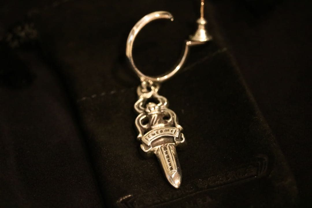 CHROME HEARTS クロムハーツ ダガー フープ ピアス - アクセサリーセール