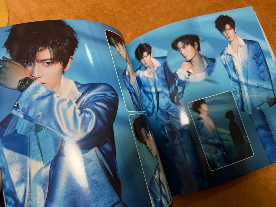 2023(二)アレン・レン（任嘉倫）個人写真集 正方形32p ALLEN写真集