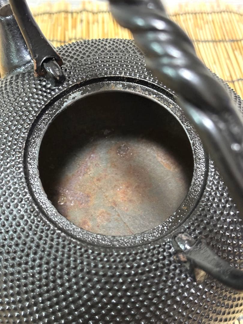 USED品 南部名工金秀 及春鋳造 算盤形捻鉉アラレ 南部鉄瓶 南部